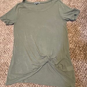 Knotted tee Military faded green super soft tee